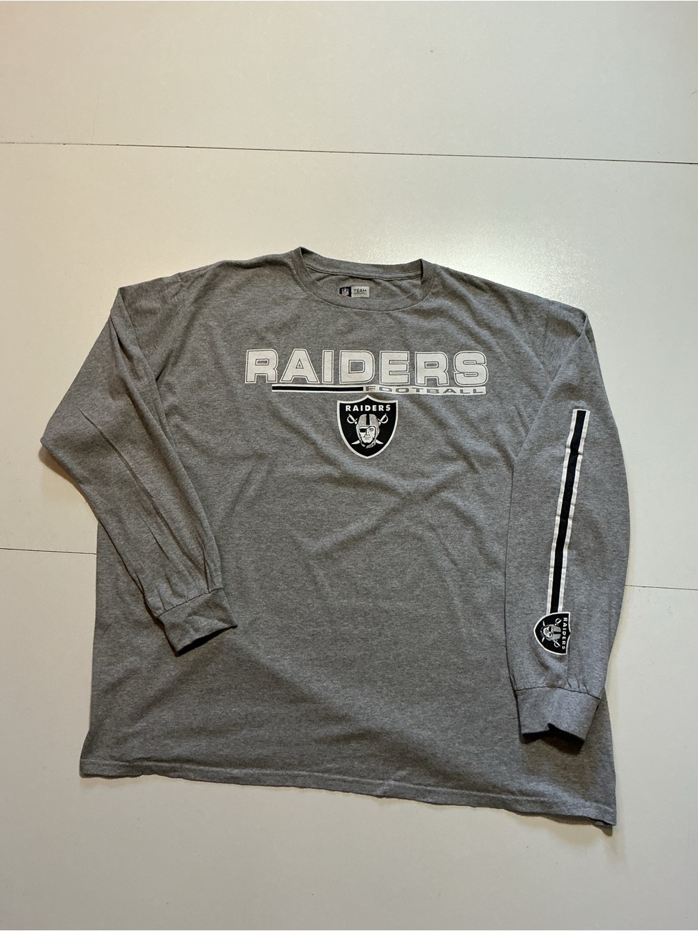 NFL Team Oakland Las Vegas Raiders Football L/S Gray Stripe Graphic T-Shirt